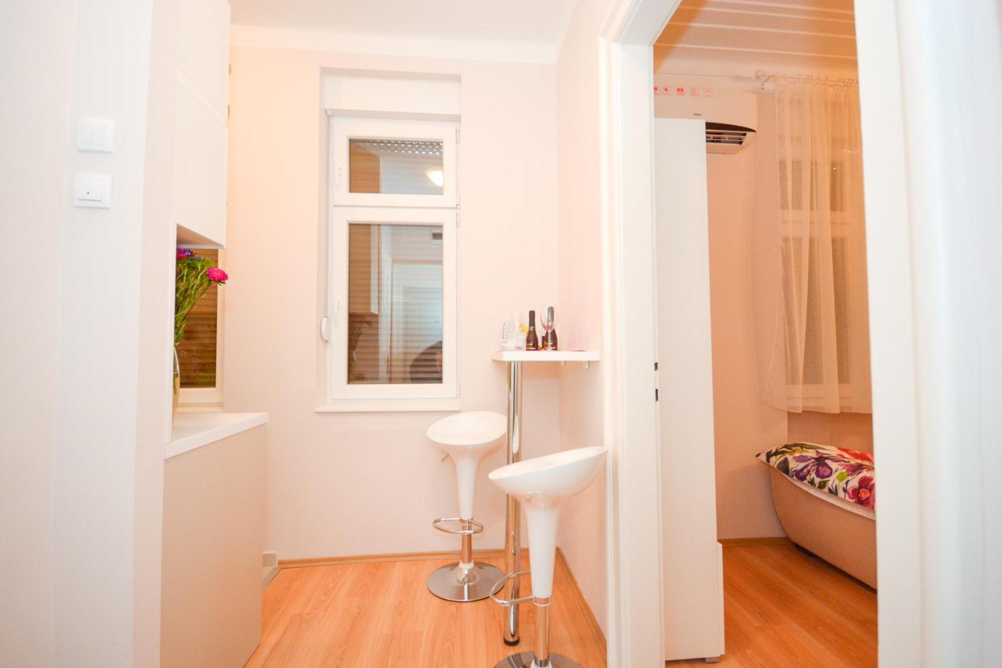 Apartment Mina Beograd Bagian luar foto
