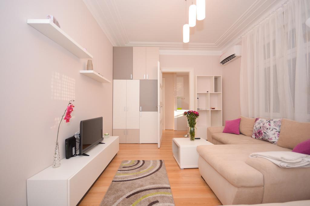 Apartment Mina Beograd Bagian luar foto